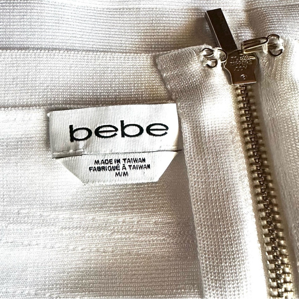 bebe Office Siren Sexy Stretch White Bandage Pencil Mini Skirt Size Medium Party - Picture 4 of 6